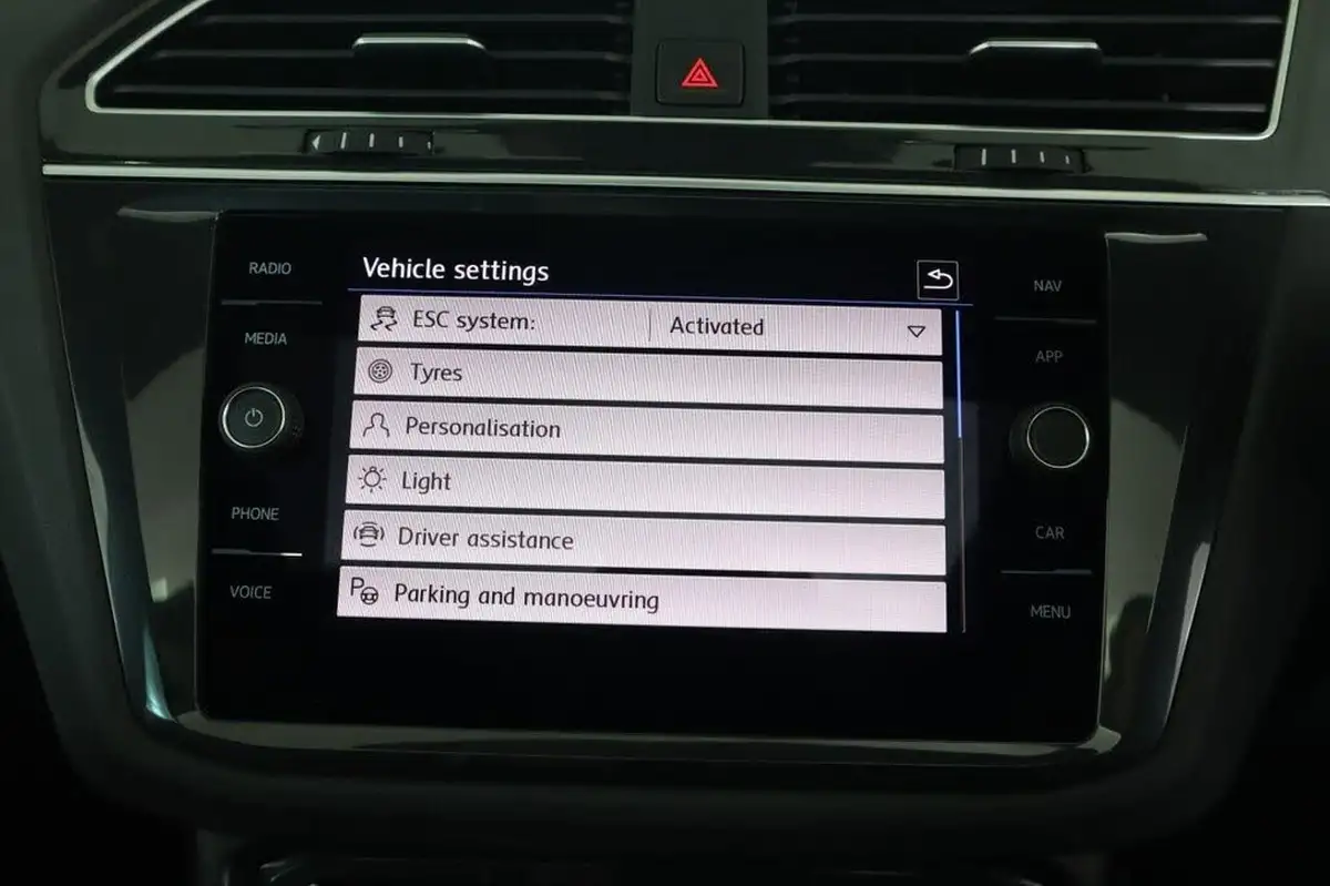 2020-volkswagen-tiguan-20-tsi-sel-230ps-big-49