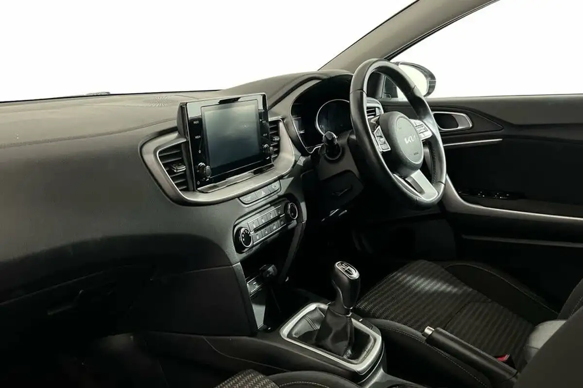 2021-kia-xceed-10-t-gdi-2-big-9