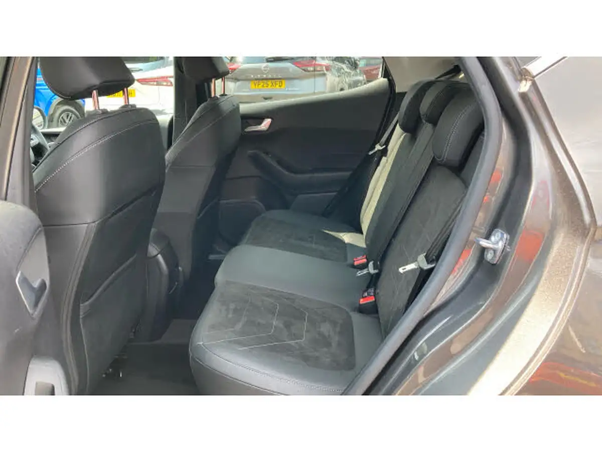 2023-ford-fiesta-10t-titanium-x-125ps-hybrid-mhev-big-15