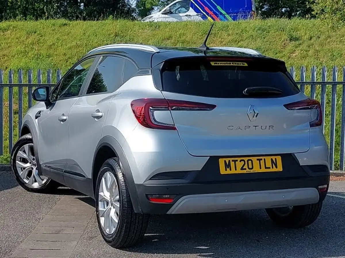 2020-renault-captur-10-tce-iconic-100bhp-big-1