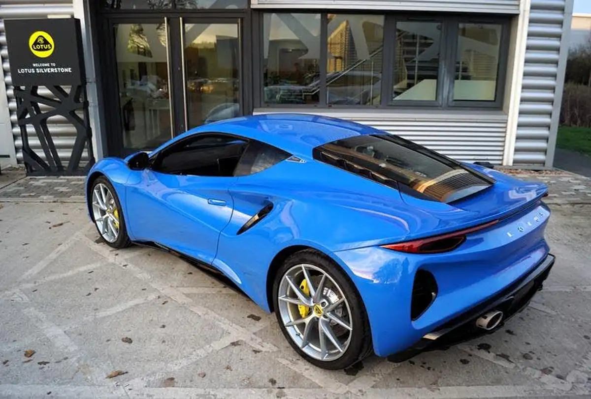 2025-lotus-emira-35-first-edition-v6-big-14