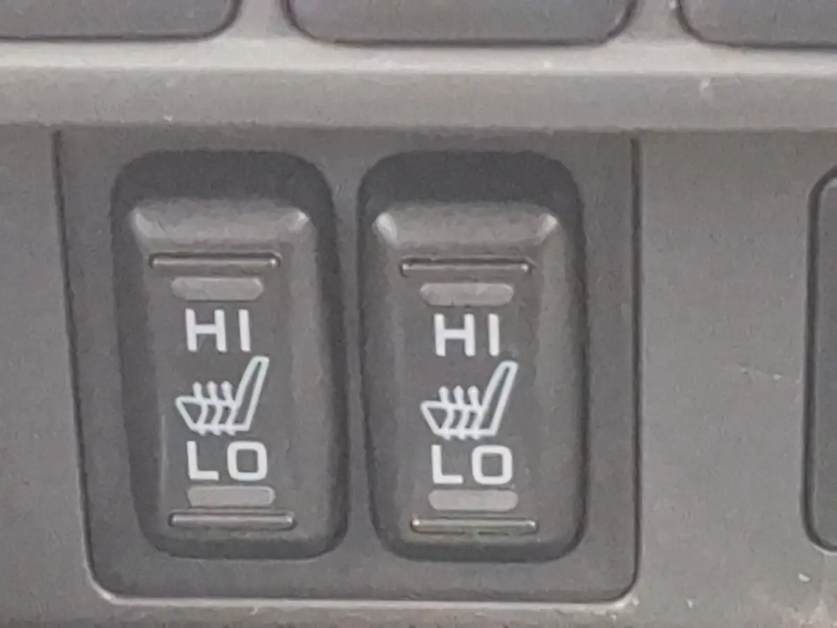 2021-mitsubishi-l200-22di-d-barbarian-auto-big-17