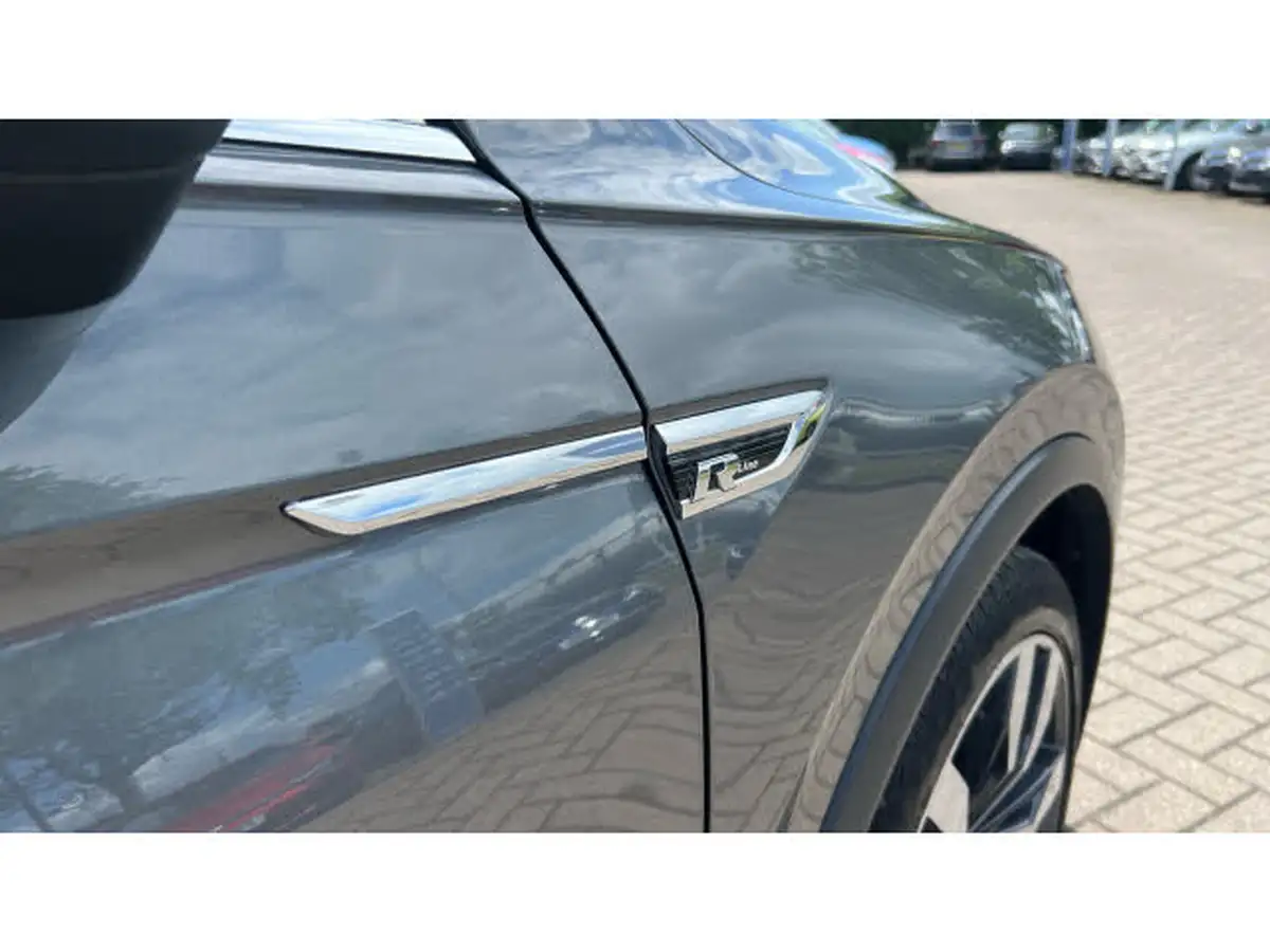 2020-volkswagen-tiguan-20tdi-r-line-tech-150ps-dsg-big-23