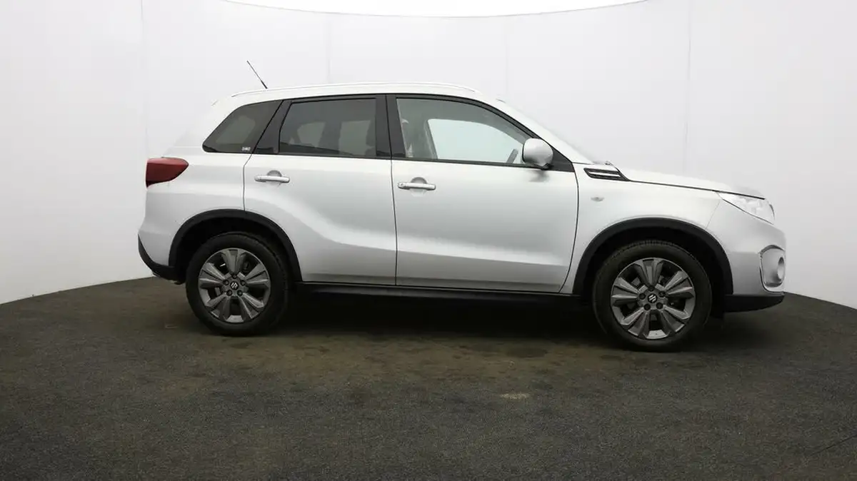2020-suzuki-vitara-14-boosterjet-sz-t-140ps-auto-big-7