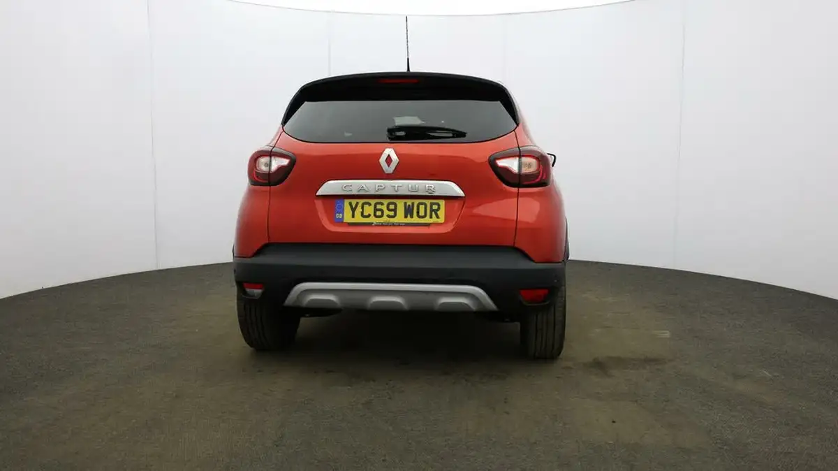 2019-renault-captur-09-tce-gt-line-big-59