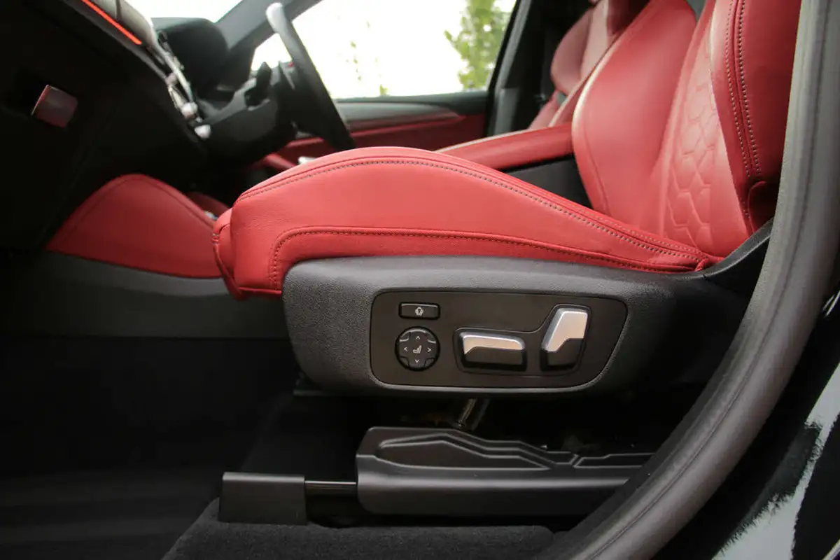 2021-bmw-x4-30-m-competition-sport-big-16