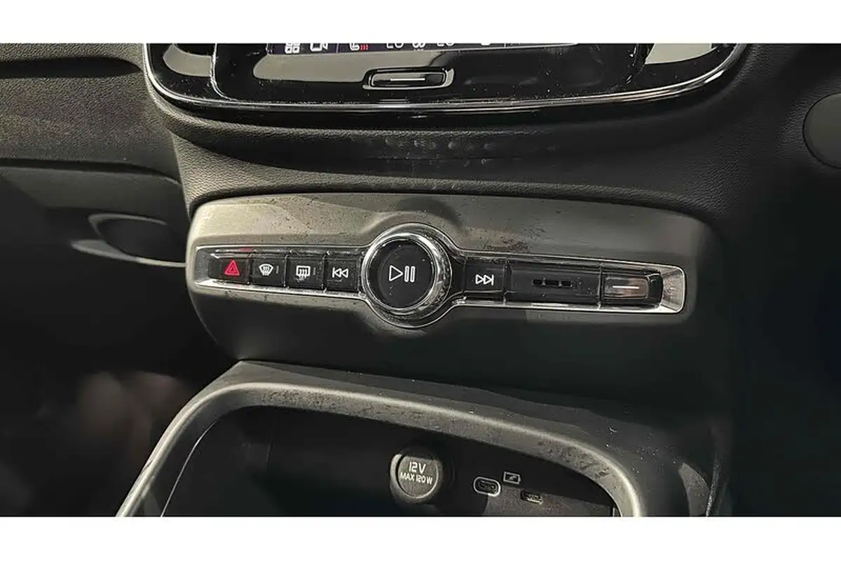 2023-volvo-c40-e-recharge-plus-228bhp-big-45
