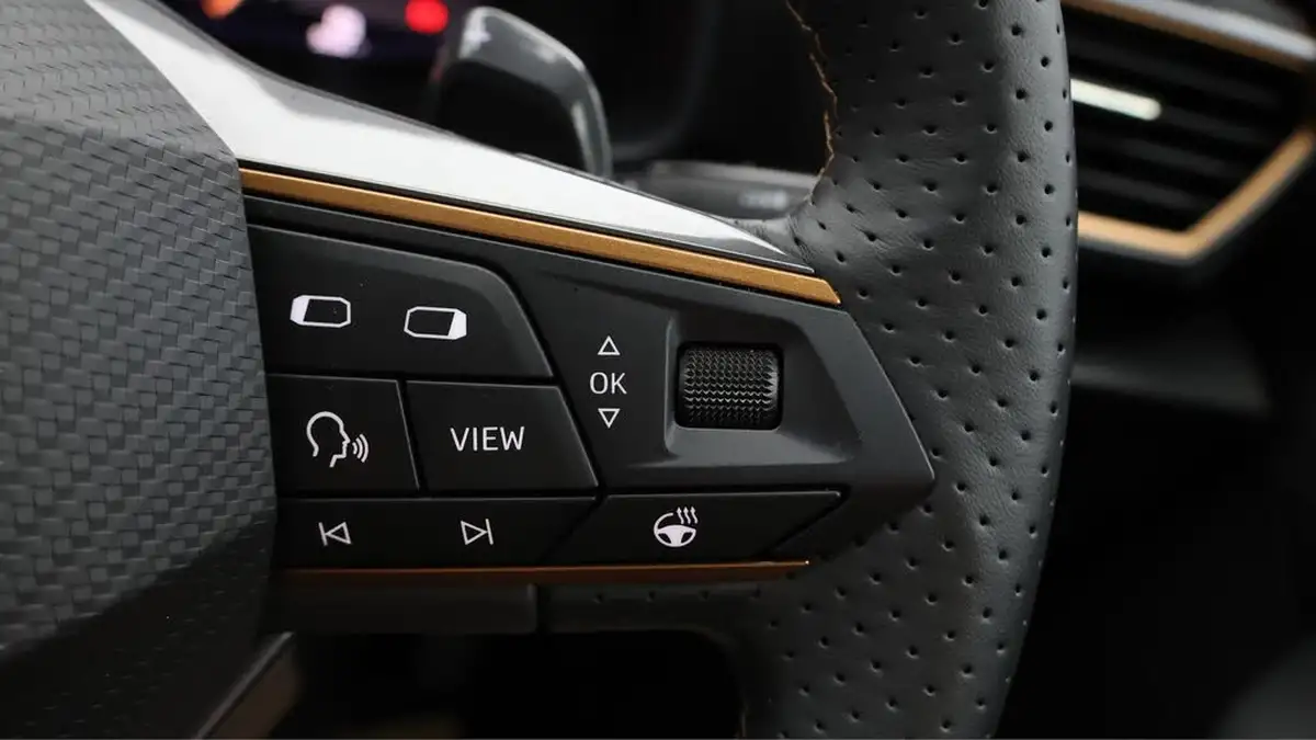 2024-cupra-formentor-15-tsi-v2-dsg-big-22