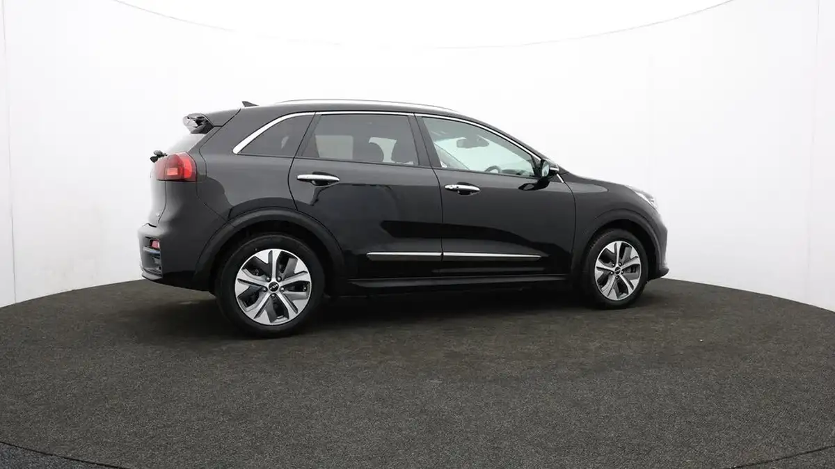 2022-kia-e-niro-ev-4-big-42