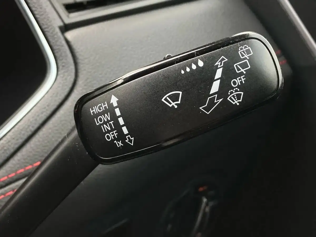 2019-seat-arona-10-tsi-fr-sport-big-33