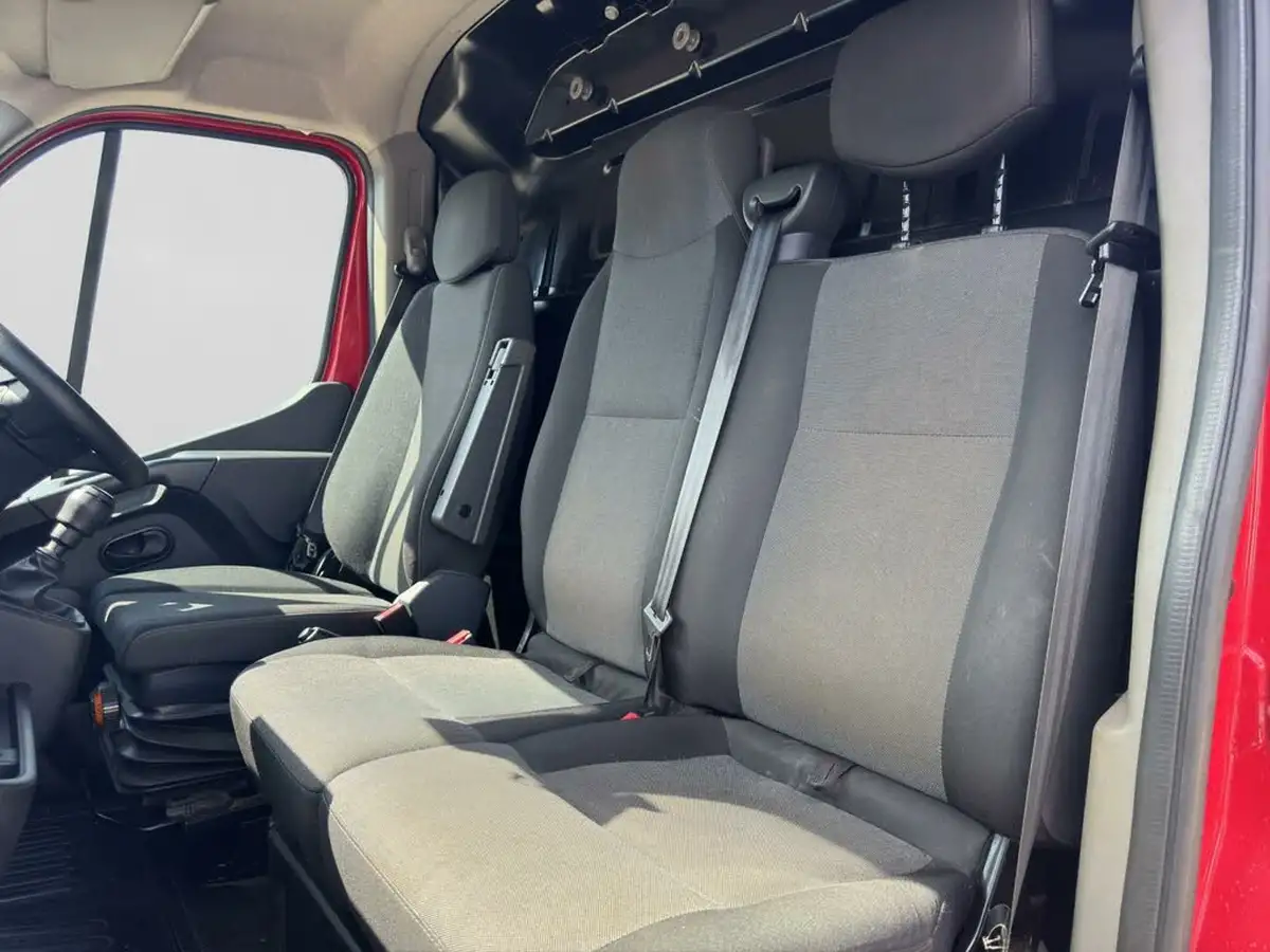 2022-renault-master-23dci-lml35tw-145-business-rwd-big-18