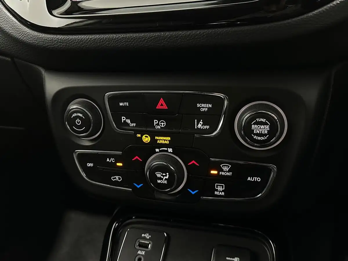2019-jeep-compass-14-multiair-ii-limited-138bhp-big-19