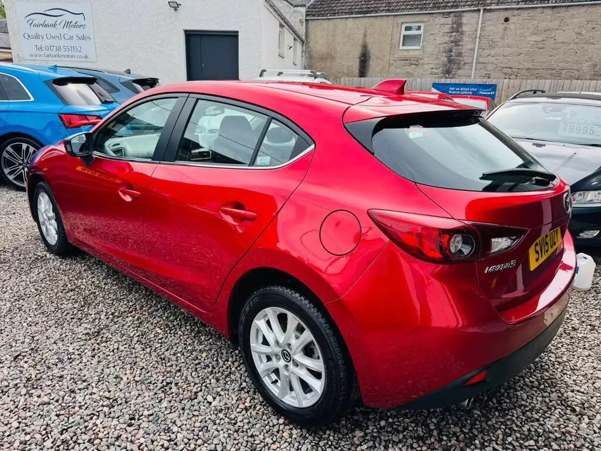 2015-mazda-mazda3-20-se-hatchback-5d-big-3