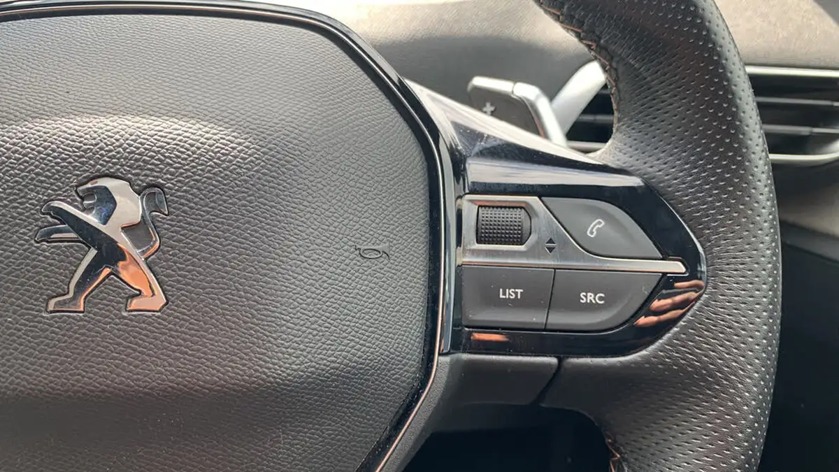 2022-peugeot-5008-suv-12-puretech-gt-premium-big-23