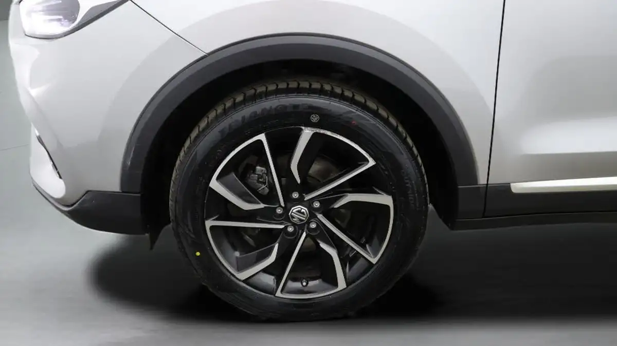 2023-mg-zs-suv-15-vti-tech-exclusive-big-18
