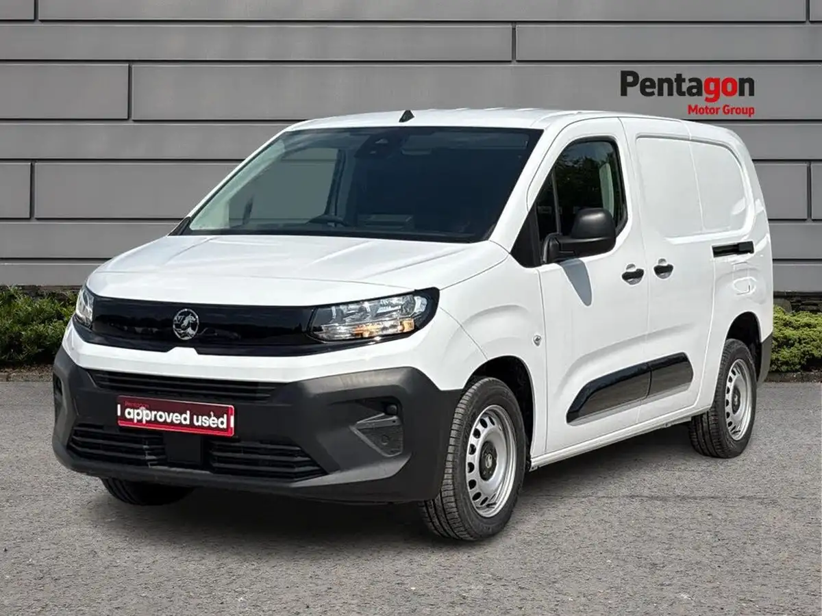 2024-vauxhall-combo-15cdti-prime-xl-100pseu6e-panel-big-2