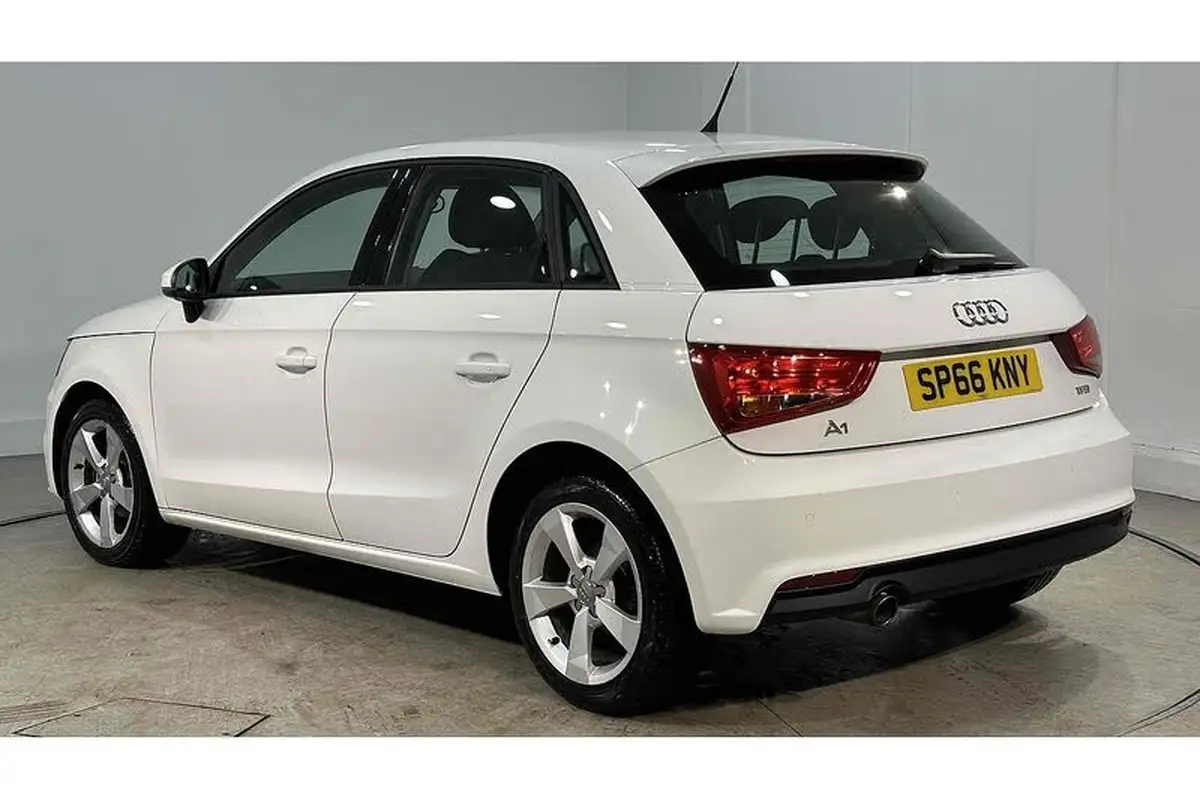 2016-audi-a1-10-tfsi-sportback-5d-big-5