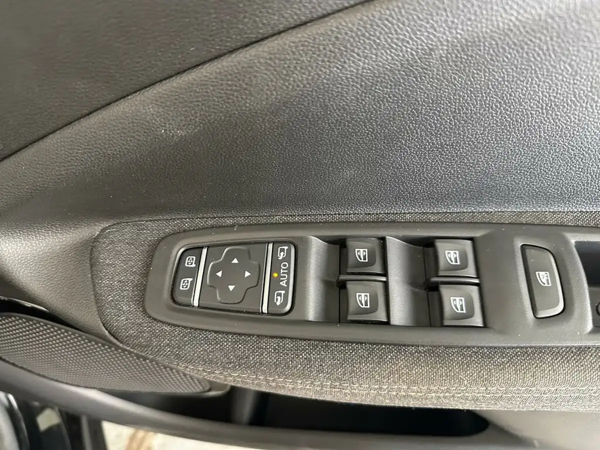 2023-renault-zoe-e-techno-boost-charge-big-17