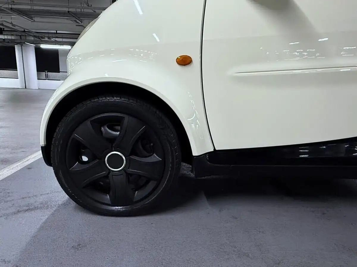 2005-smart-smart-07-fortwo-pure-50bhp-hatchback-3d-big-24