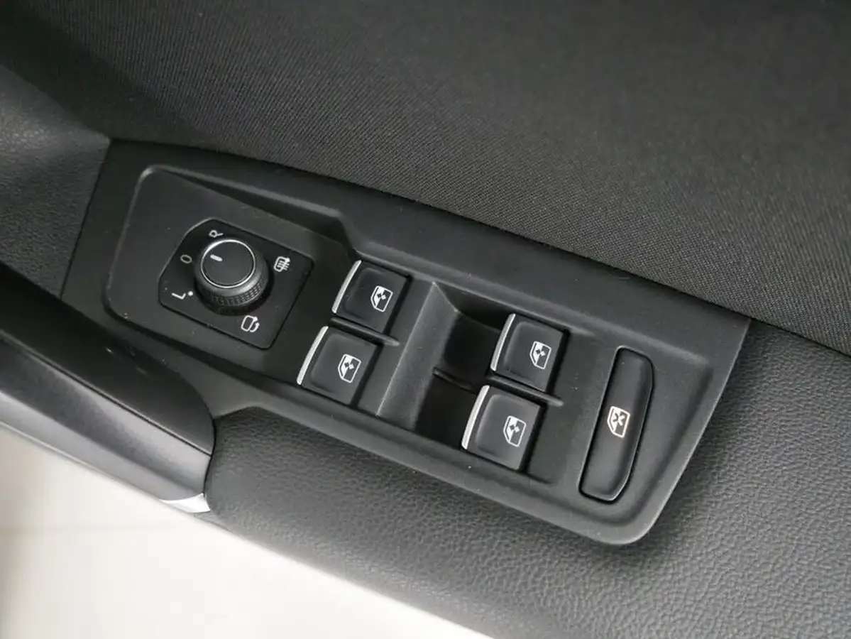 2018-volkswagen-tiguan-20tdi-sel-150ps-ss-big-35