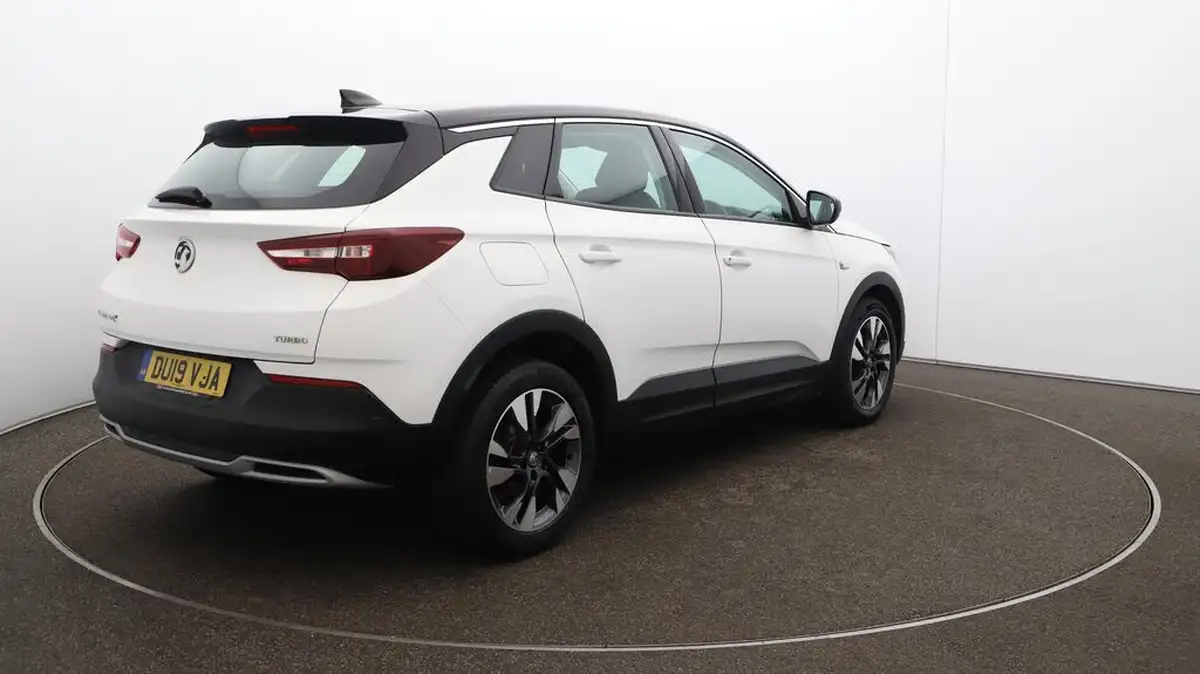 2019-vauxhall-grandland-x-12-sport-nav-big-54