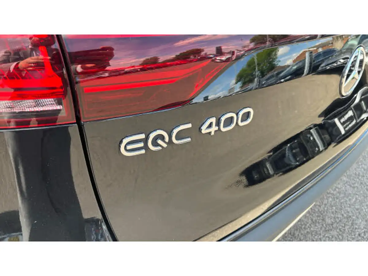 2022-mercedes-benz-eqc-e-eqc-400-amg-line-premium-big-35