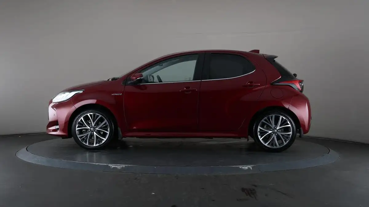 2021-toyota-yaris-15-vvt-i-excel-big-37