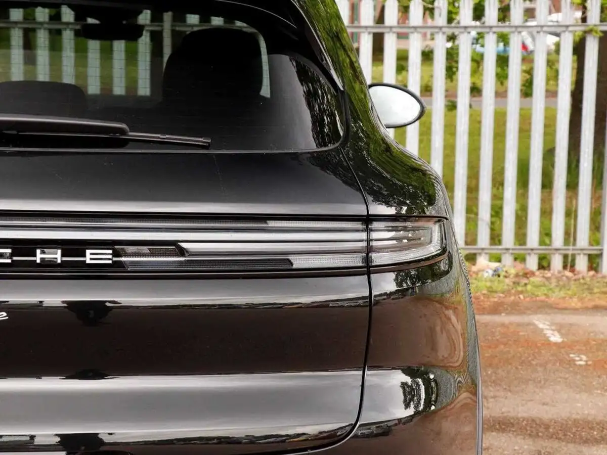 2024-porsche-cayenne-30-v6-353ps-station-wagon-big-29