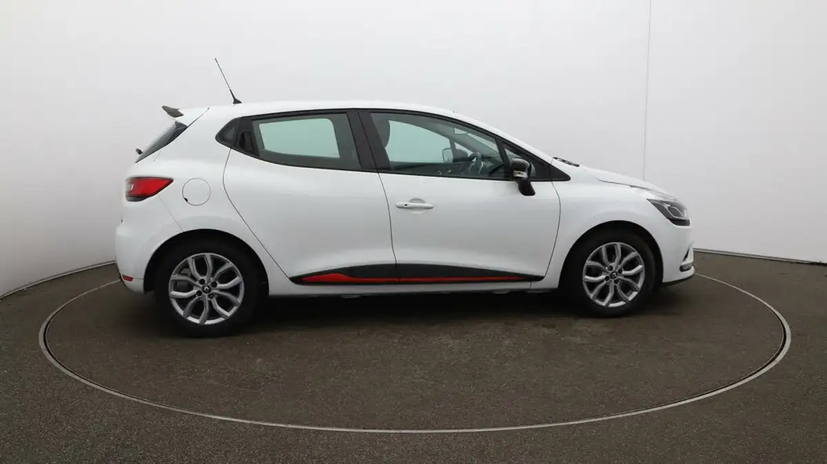 2018-renault-clio-12-dynamique-nav-big-47