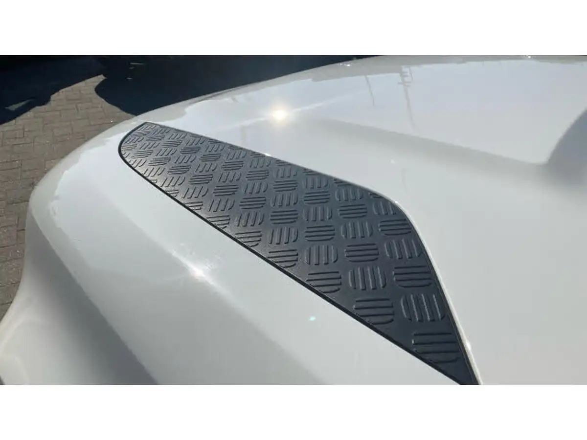 2021-land-rover-90-defender-30-d200-s-big-20