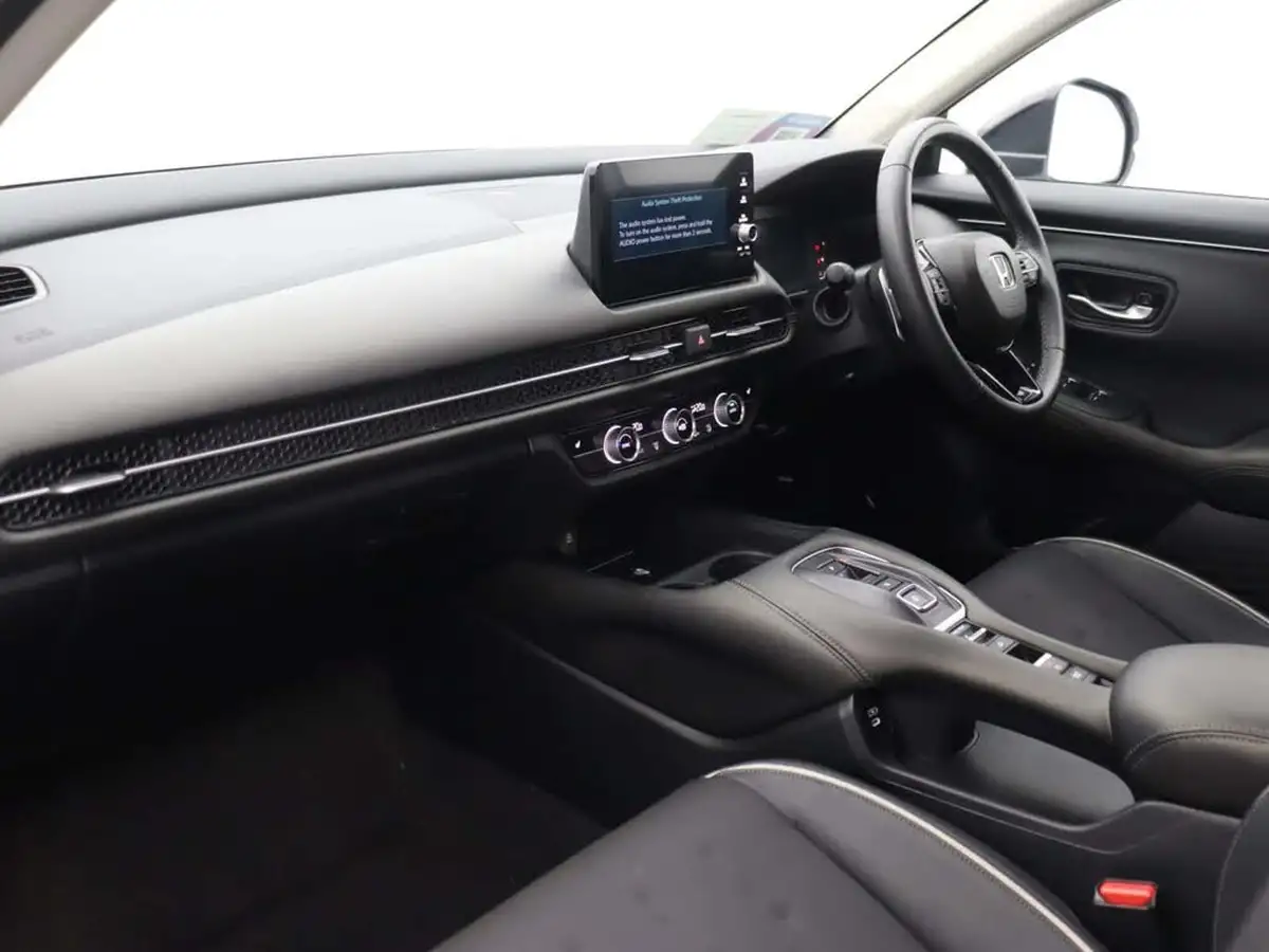 2024-honda-zr-v-20-i-mmd-sport-big-10