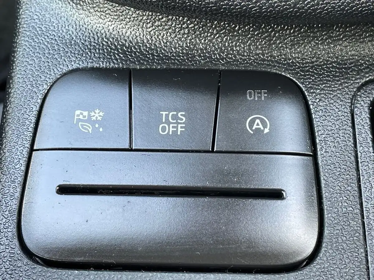 2022-ford-fiesta-11-ti-vct-trend-5d-big-21