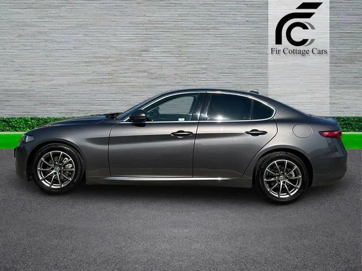 2018-alfa-romeo-giulia-22td-tecnica-147bhp-big-3