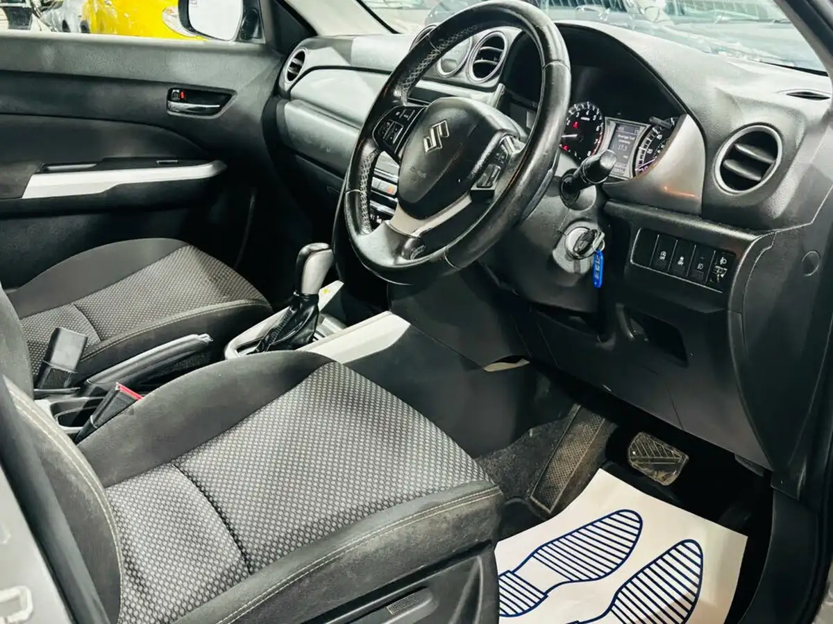 2017-suzuki-vitara-16-sz-t-auto-big-8