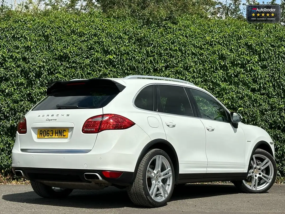 2013-porsche-cayenne-30td-big-3