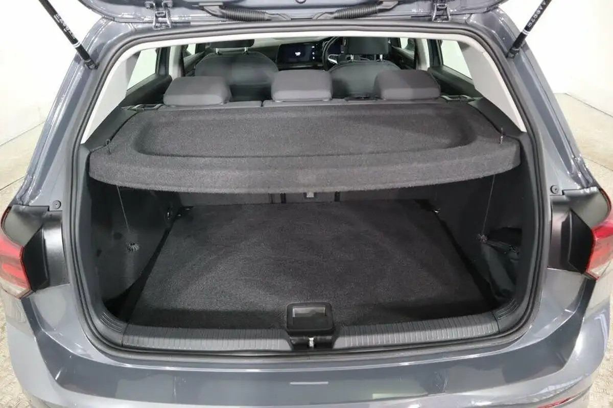 2021-volkswagen-golf-15-etsi-style-150ps-hatchback-big-11