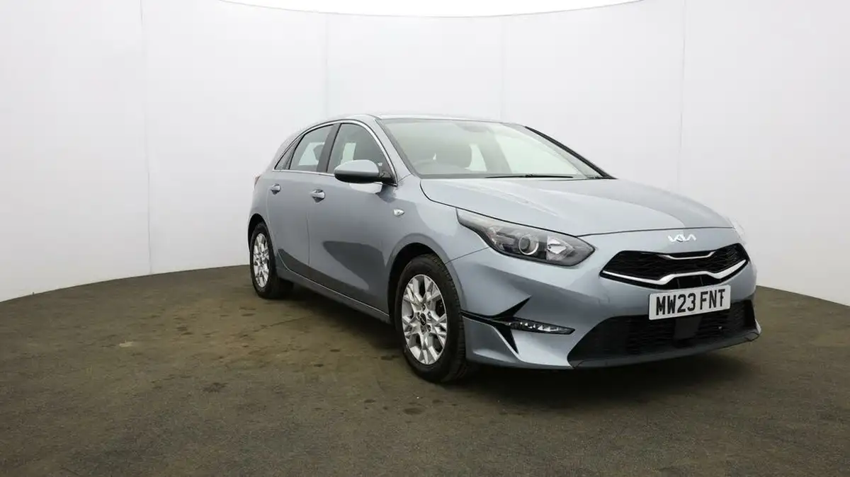 2023-kia-ceed-15-t-gdi-2-158bhp-non-adap-hatchback-big-43