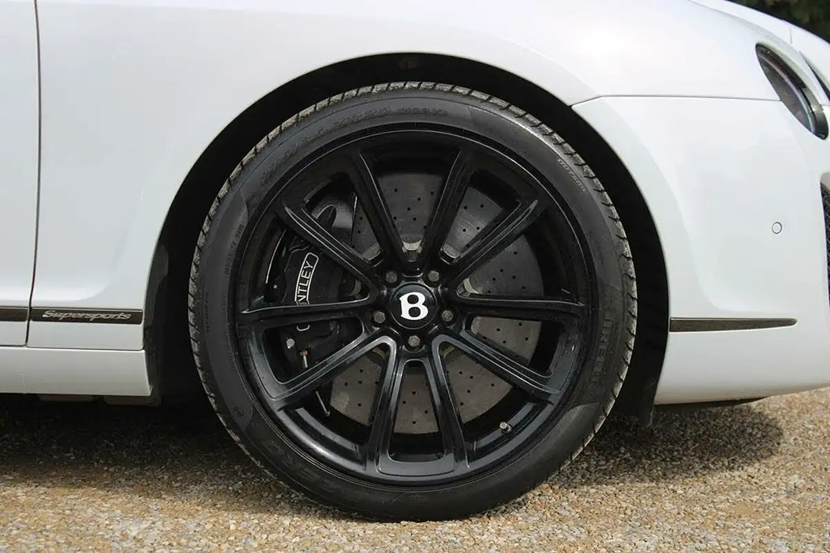 2010-bentley-continental-big-12
