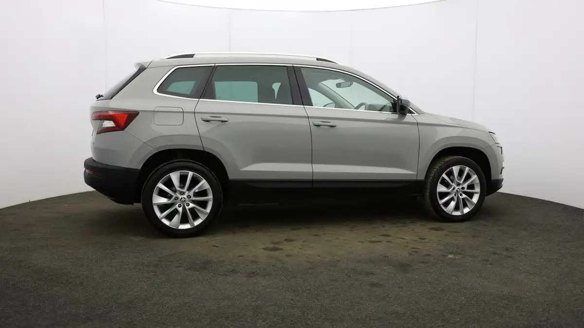 2018-skoda-karoq-15-tsi-se-l-act-dsg-big-48