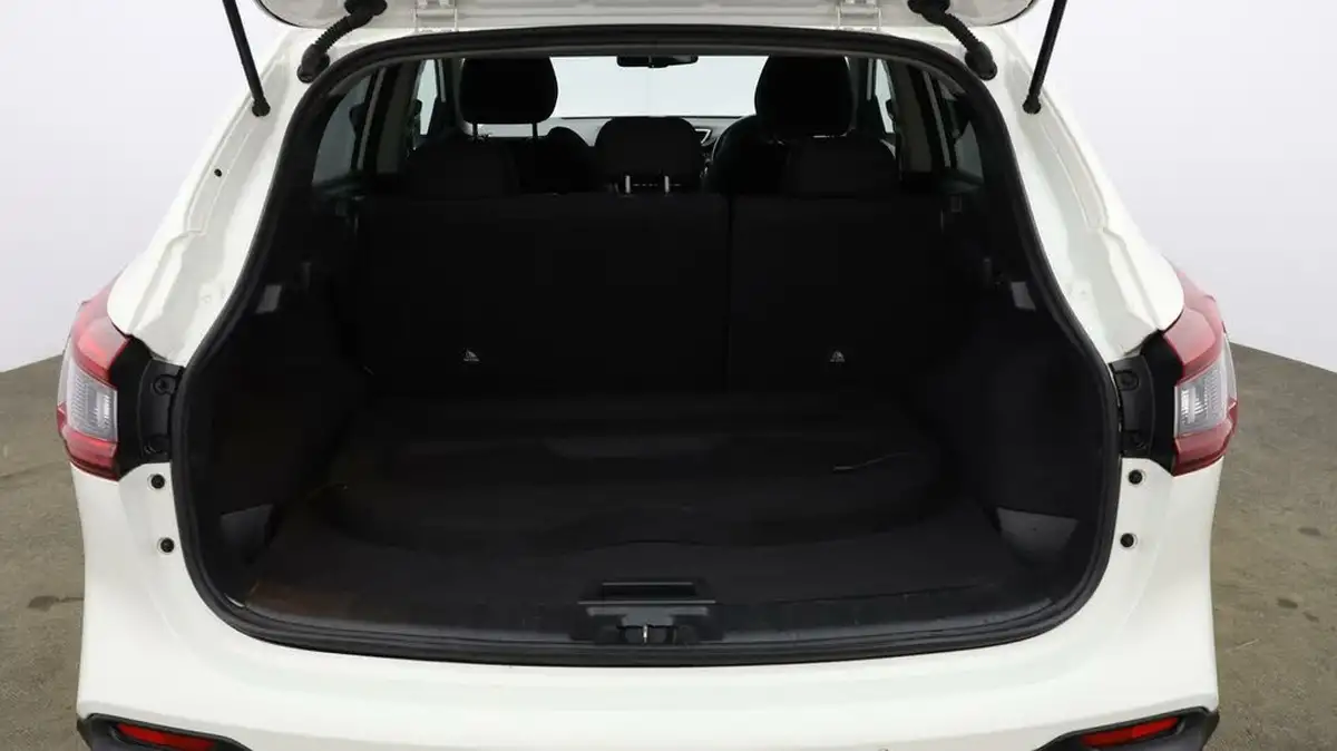 2021-nissan-qashqai-13-dig-t-n-connecta-140ps-big-16