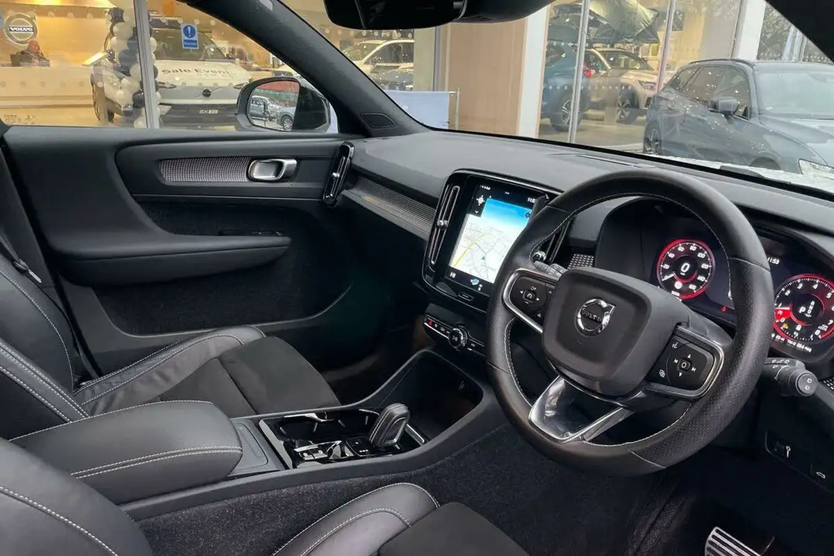 2021-volvo-xc40-20-b4-r-design-197bhp-awd-geartronic-big-4