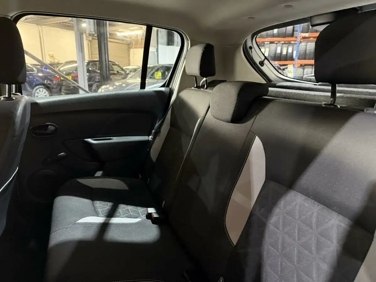 2015-dacia-sandero-stepway-15d-ambiance-big-12