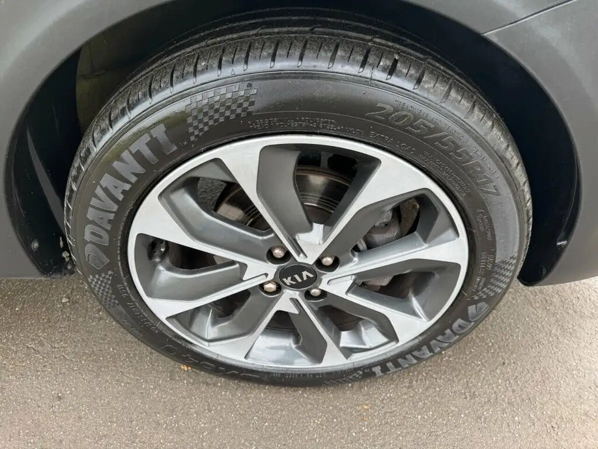 2017-kia-stonic-10-t-gdi-first-edition-big-25