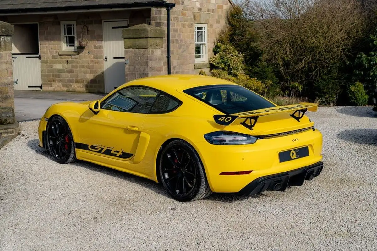 2023-porsche-cayman-718-40-cayman-gt4-pdk-big-31