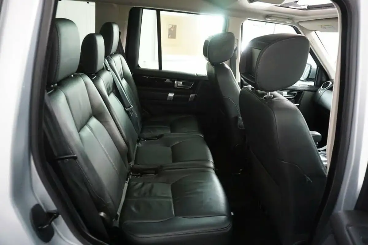 2015-land-rover-discovery-4-30-sd-v6-hse-lux-big-40