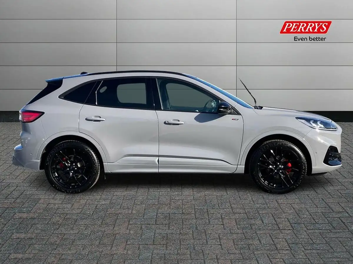 2023-ford-kuga-25t-graphite-tech-edition-225ps-phev-big-2