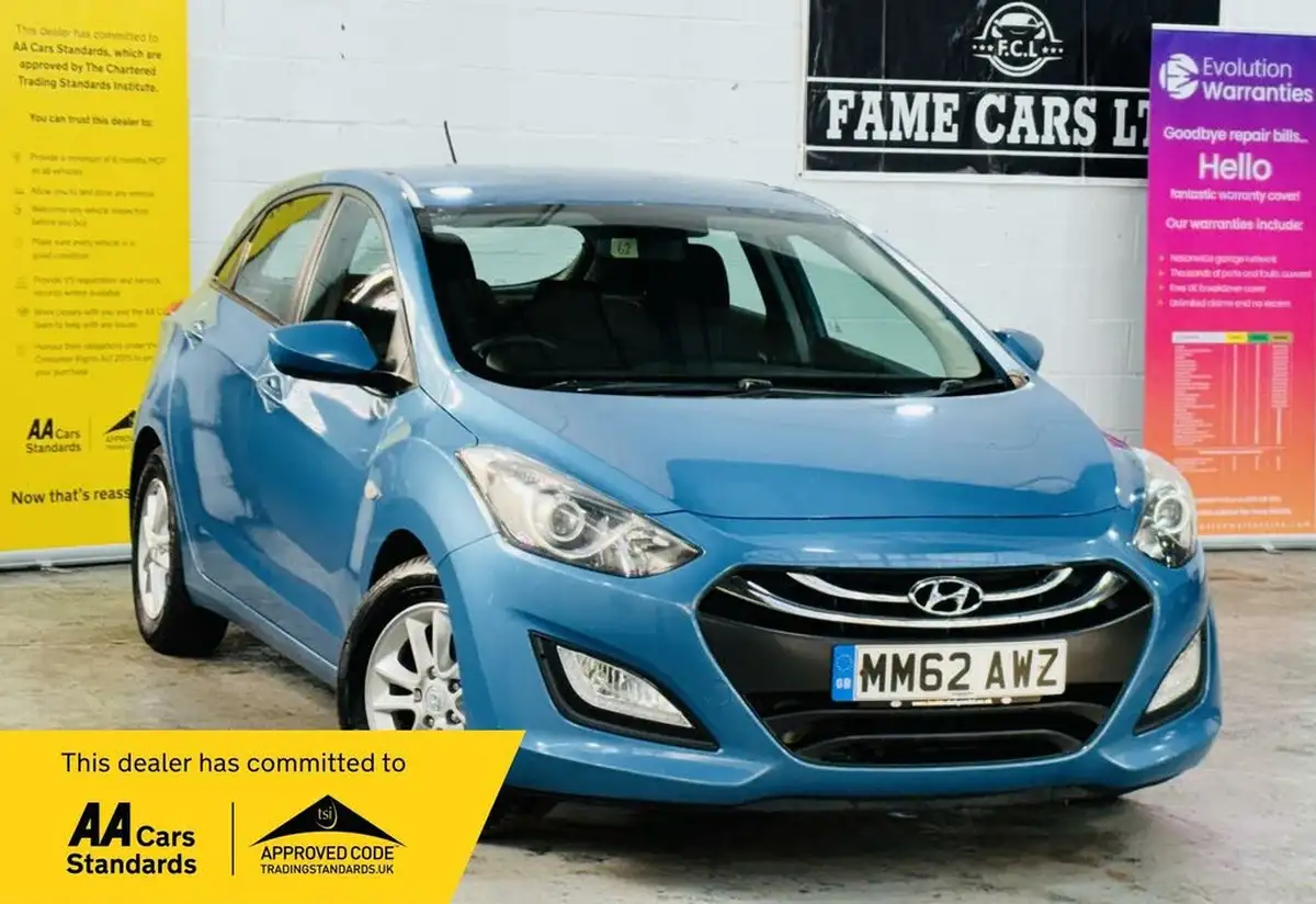 2013-hyundai-i30-16-active-hatchback-auto-big-0