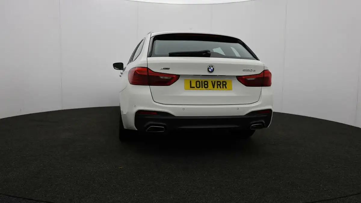 2018-bmw-5-series-20td-520d-m-sport-188bhp-xdrive-touring-5d-big-36
