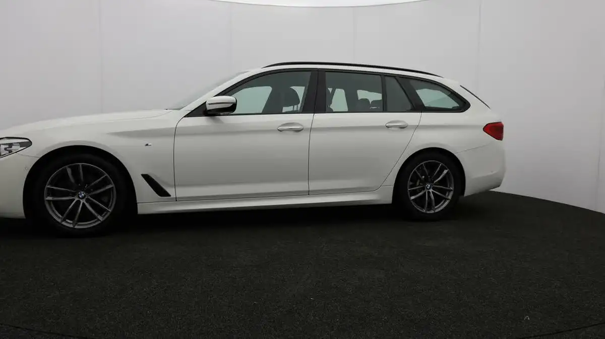 2018-bmw-5-series-20td-520d-m-sport-188bhp-xdrive-touring-5d-big-60
