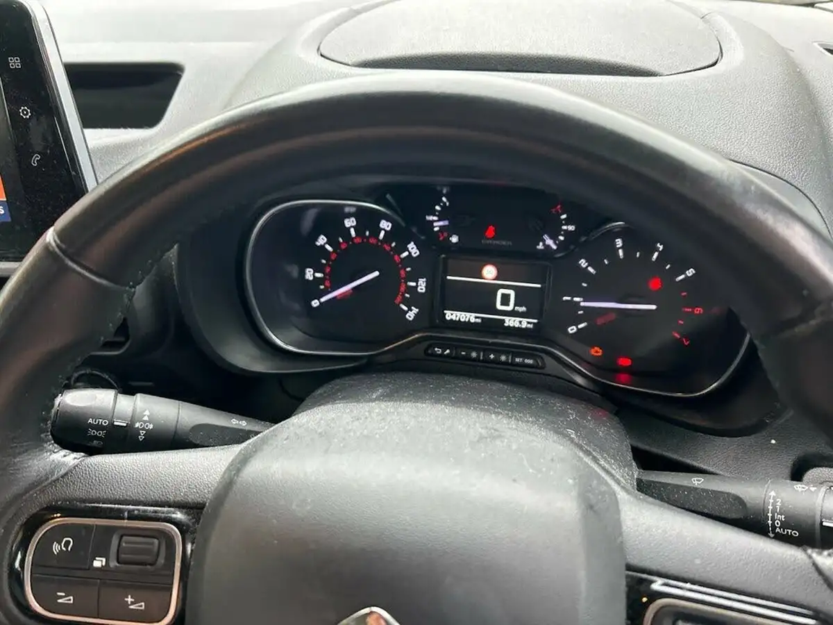 2018-citroen-berlingo-12-puretech-feel-m-size-big-10